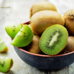 Kiwi frutto, proprietà e benefici